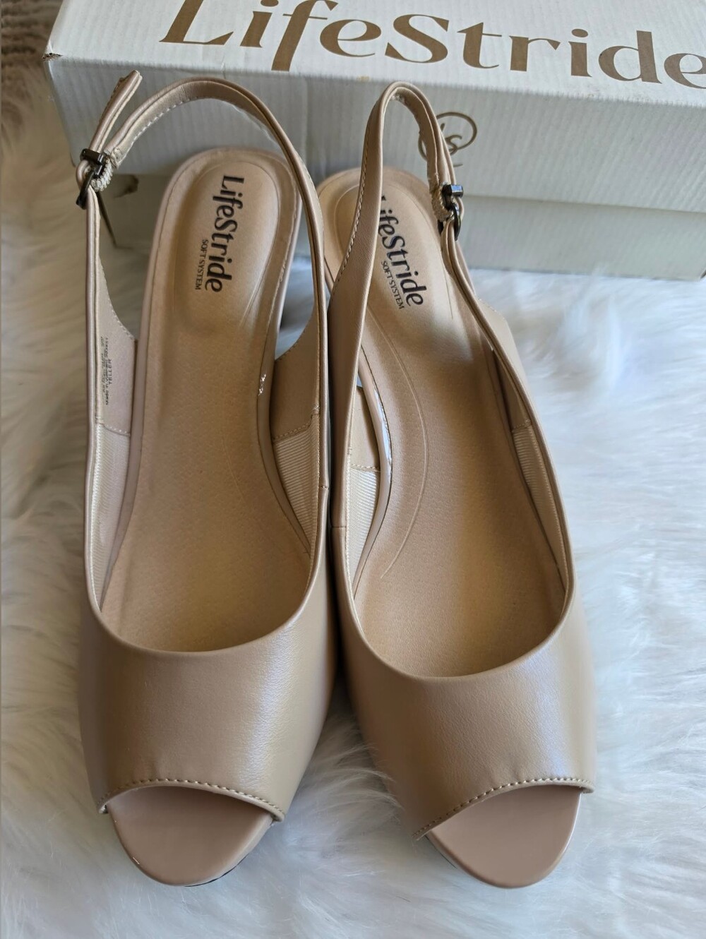 Lifestride Women's Teller Peep Toe Pump Shoes (Taupe) - Size 11.0 W